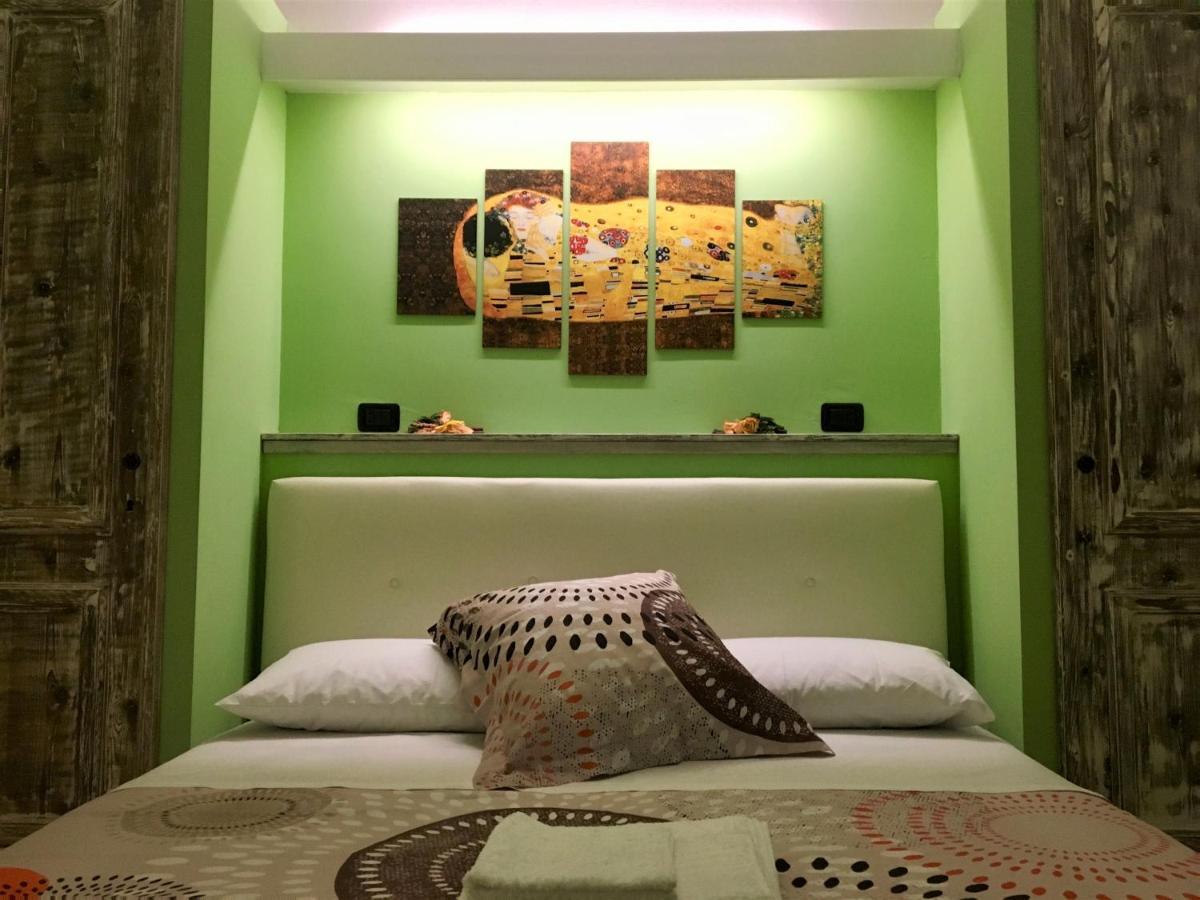 Bed and Breakfast La Chiocciola Momo Exterior foto