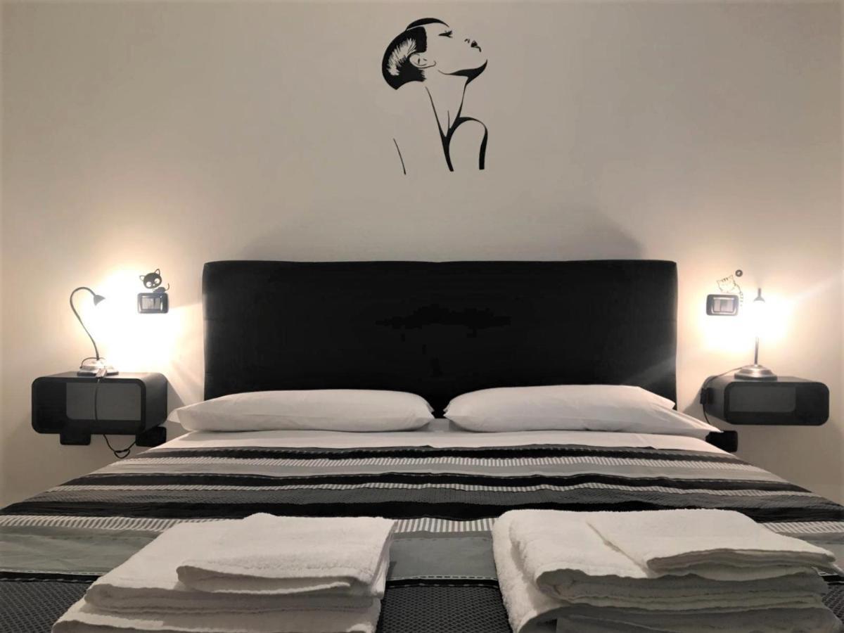 Bed and Breakfast La Chiocciola Momo Exterior foto