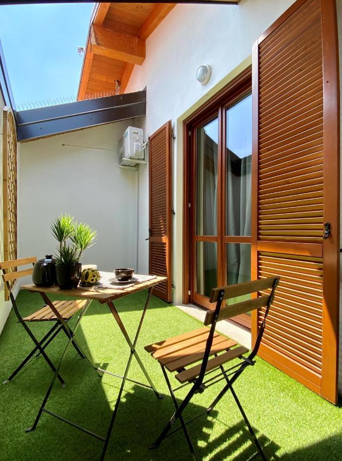 Bed and Breakfast La Chiocciola Momo Exterior foto