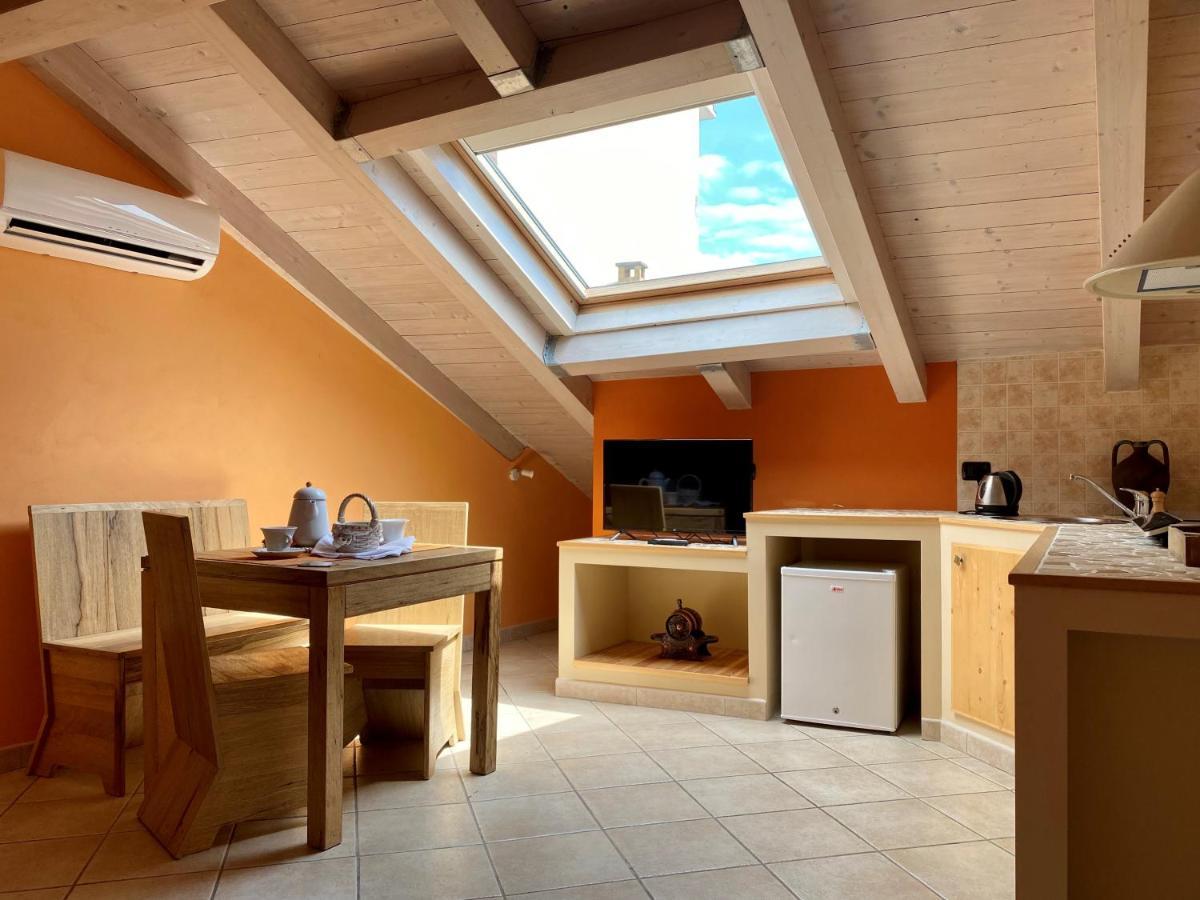 Bed and Breakfast La Chiocciola Momo Exterior foto