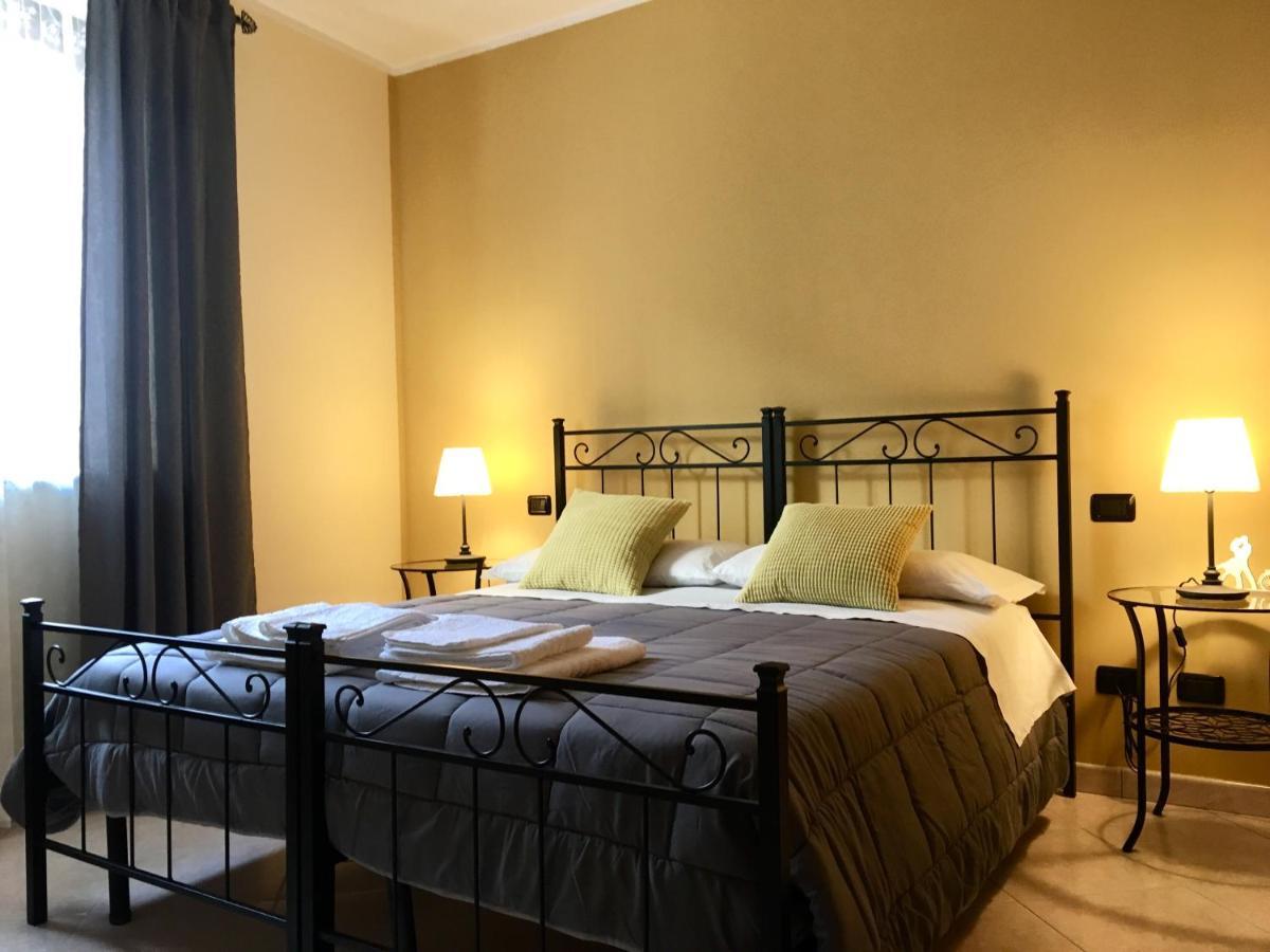 Bed and Breakfast La Chiocciola Momo Exterior foto