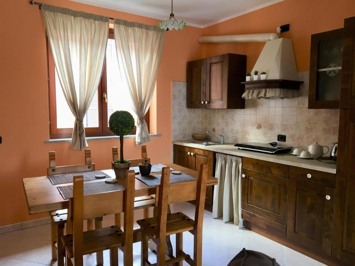Bed and Breakfast La Chiocciola Momo Exterior foto