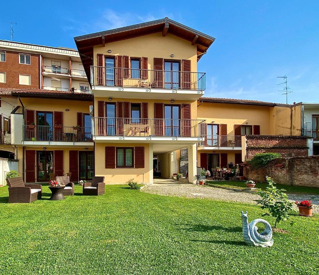 Bed and Breakfast La Chiocciola Momo Exterior foto
