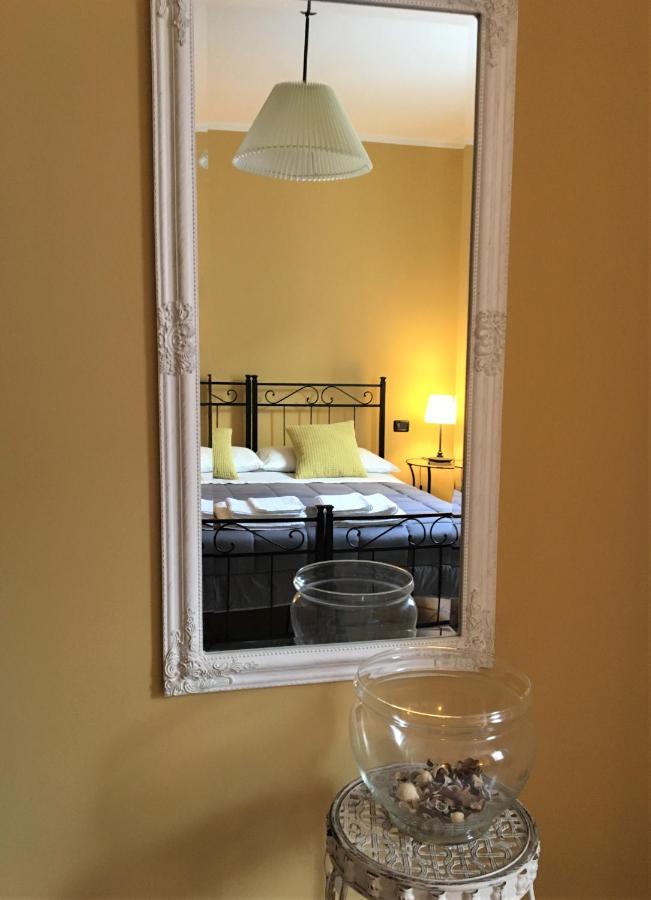 Bed and Breakfast La Chiocciola Momo Exterior foto
