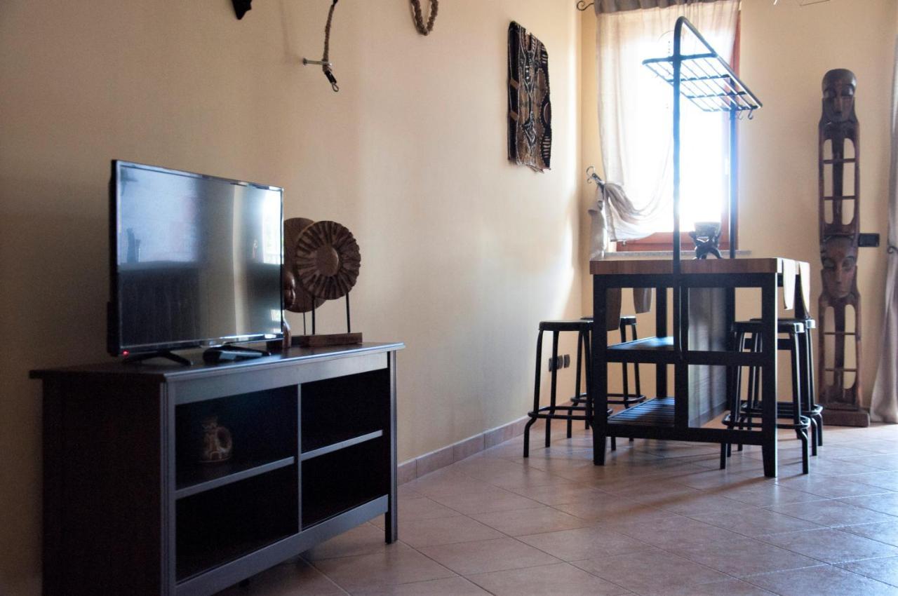Bed and Breakfast La Chiocciola Momo Exterior foto