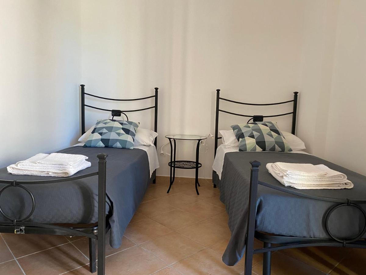 Bed and Breakfast La Chiocciola Momo Exterior foto